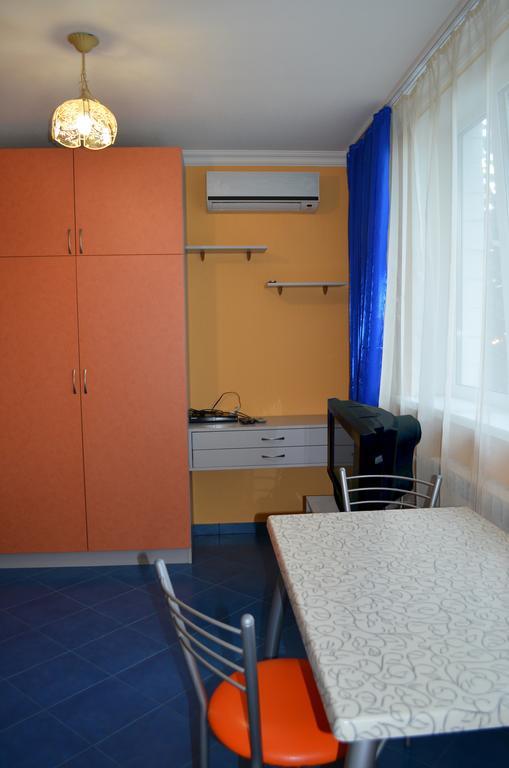 Apartment Laboratorniy Per. 26 Kyiv Exterior foto